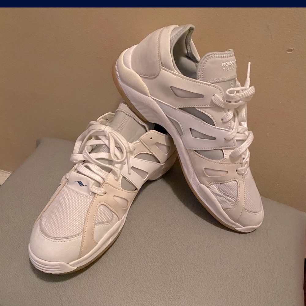 Adidas Torsion 11 1/2 White and Gray